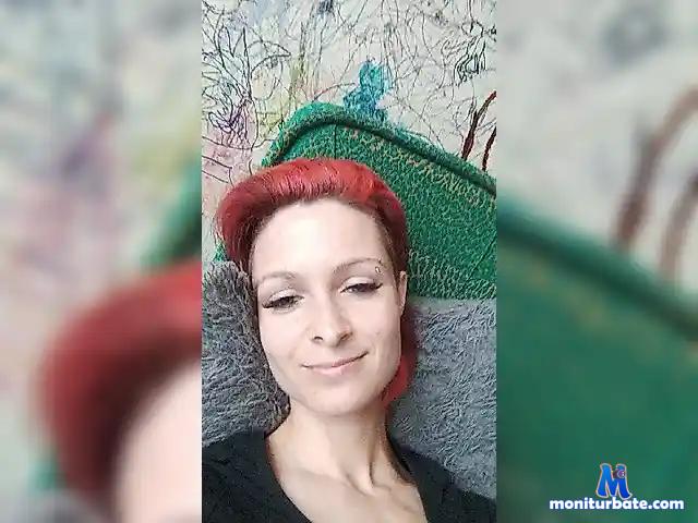 KittyDark bongacams performer couple male female