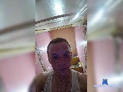 SweetCurtis bongacams live cam performer profile