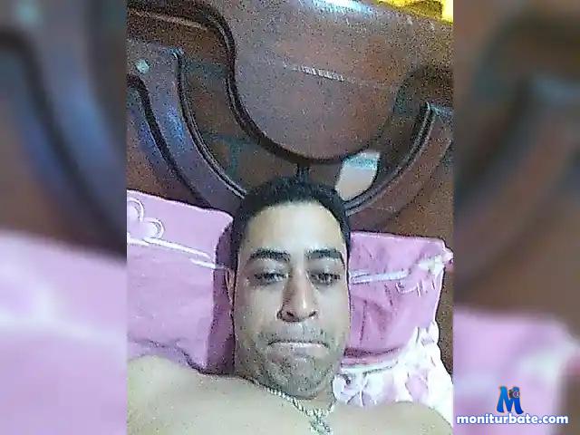 Edwuar25 bongacams performer male