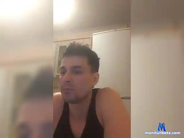 Yourcrash bongacams performer male