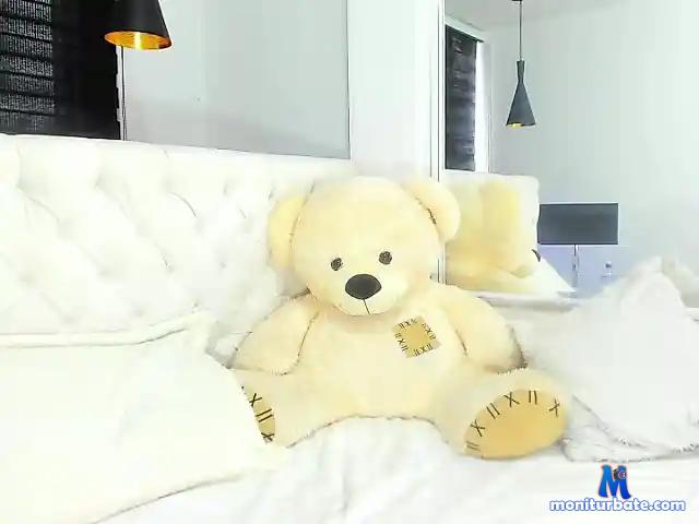 johan-roy bongacams performer male