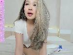 Rae-lil bongacams livecam show performer room profile