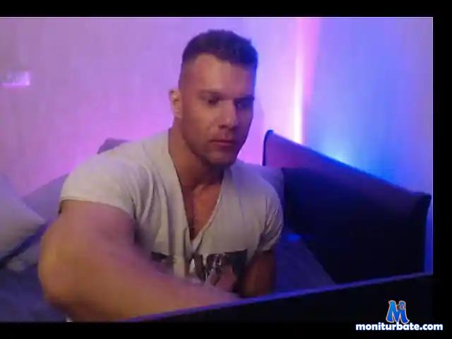 BigAll-1 bongacams performer male