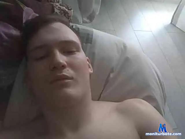 MrVidzer bongacams performer male
