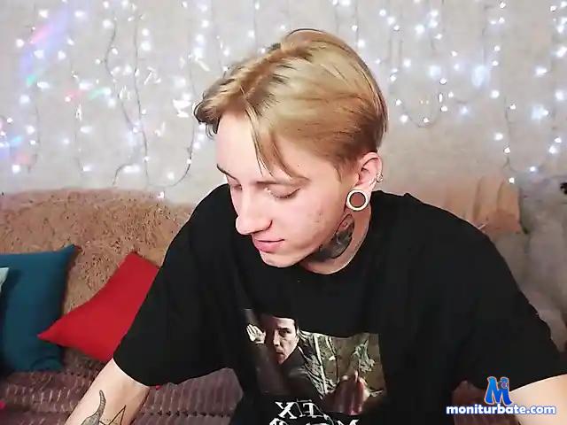 Markkiriss bongacams performer male