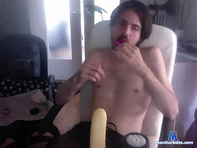 Makemedoit314 bongacams performer male