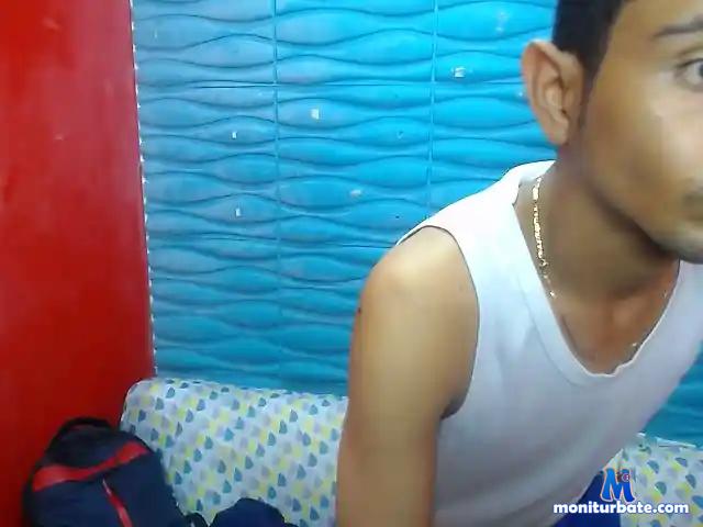 justynlautner bongacams performer male