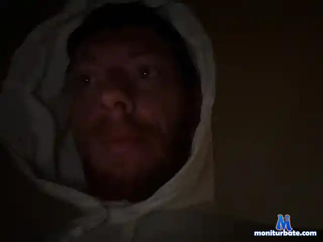 Fundz111 bongacams performer male