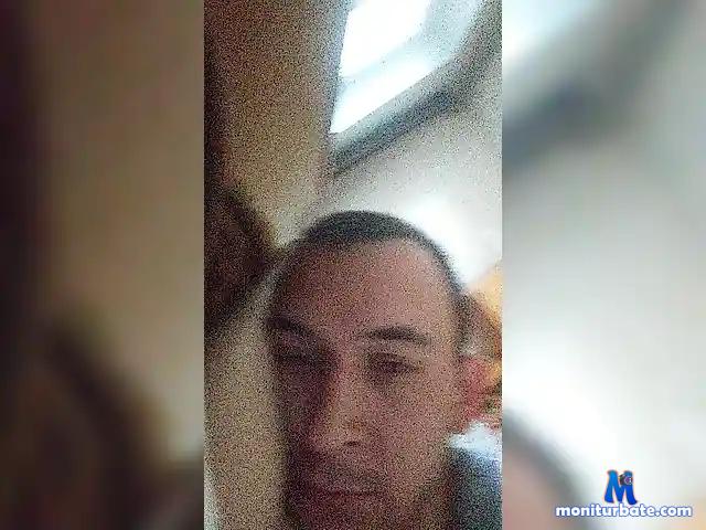 AndyHandsox bongacams performer male