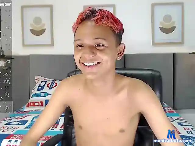 marcos-10inches bongacams performer male