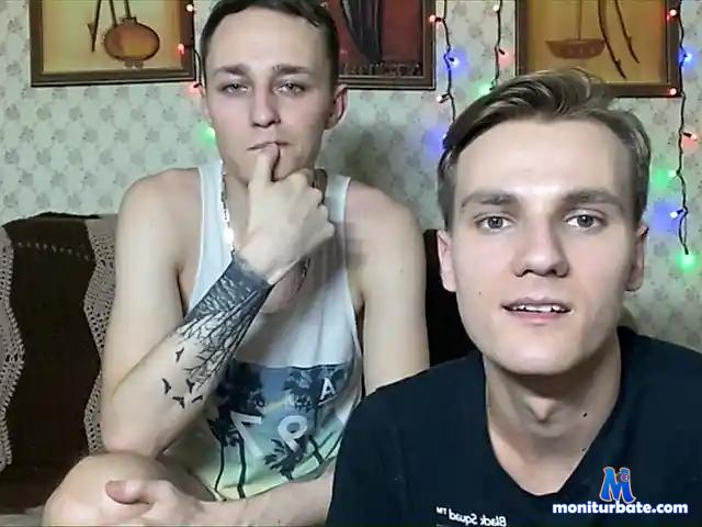 -2Gold-Boy2- bongacams performer couple of 2 males