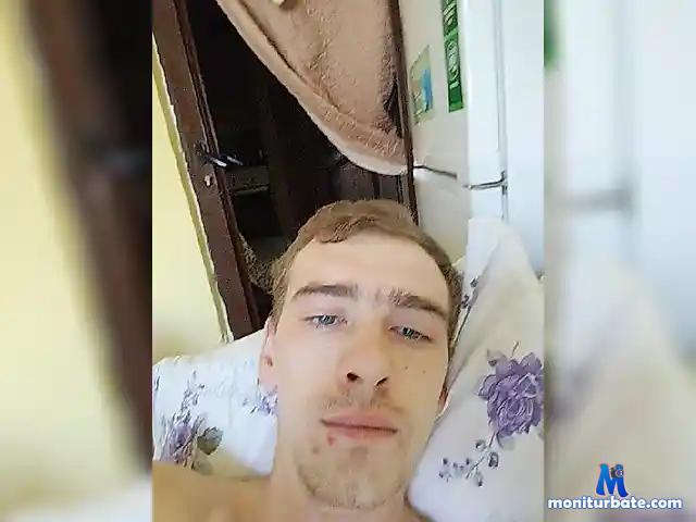 Florin19975 bongacams performer male