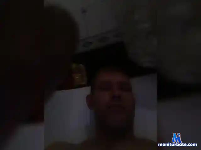 Optyrt bongacams performer male