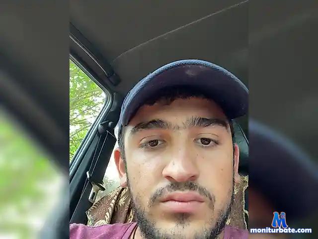 Grand22-11 bongacams performer male