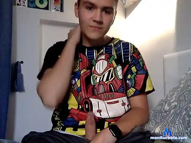 skim888 bongacams performer male
