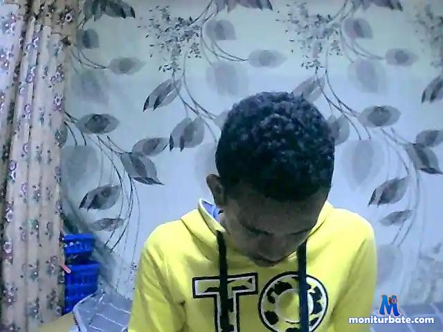 Tonio6 bongacams performer male