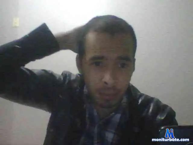 JAMES-VR13 bongacams performer male