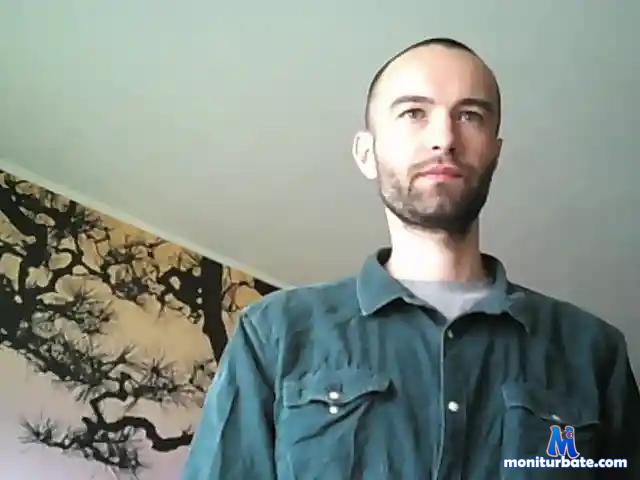 quasimoto23 bongacams performer male