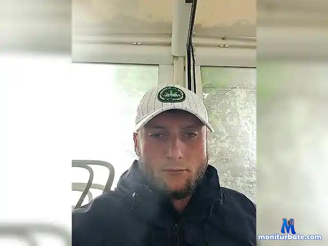 GoldenBoy-22 bongacams performer male