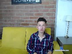 CHANCUCOMIX bongacams live cam performer profile