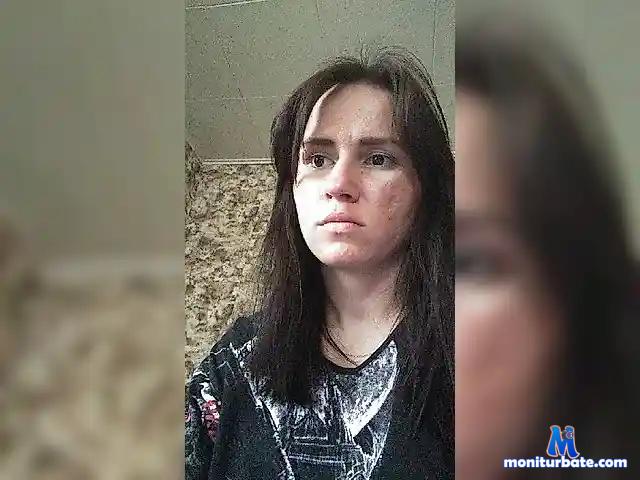 KI-96 bongacams performer female