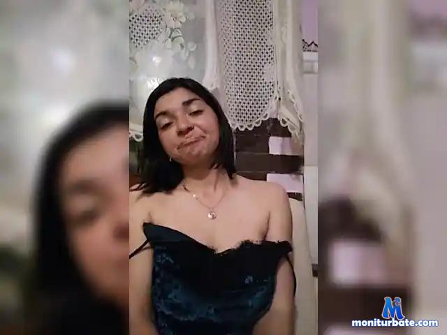 Karolina-382 bongacams performer female