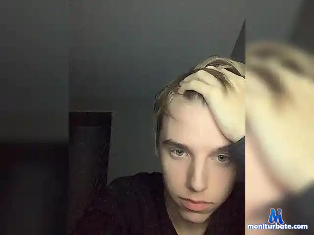 realpull bongacams performer male