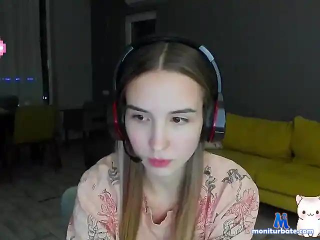 Milkaff- bongacams performer female