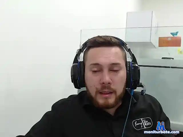 crisboni bongacams performer male