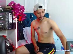 Chriis-- bongacams live cam performer profile