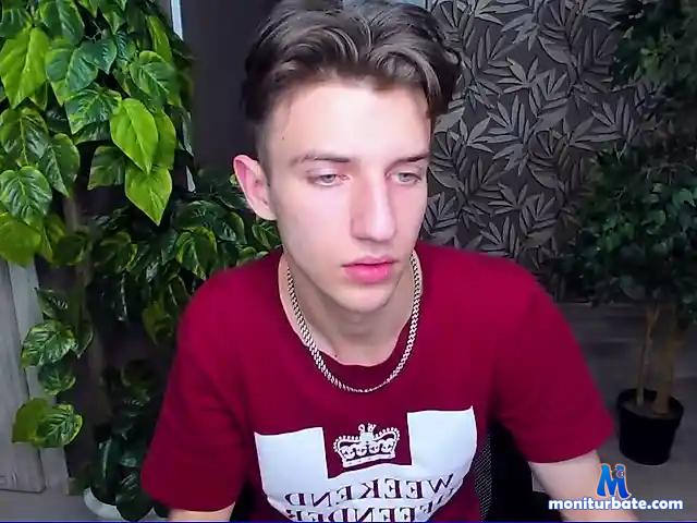 AlexandrCam bongacams performer male