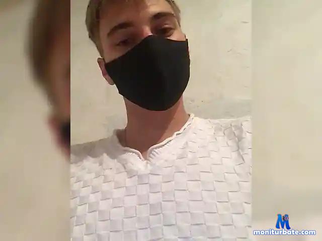 snvT bongacams performer male