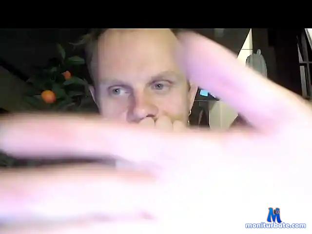 Kvizda bongacams performer male