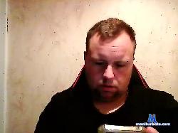 Crazy-Enni bongacams live cam performer profile