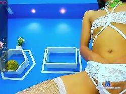 ItzaIzel bongacams live cam performer profile