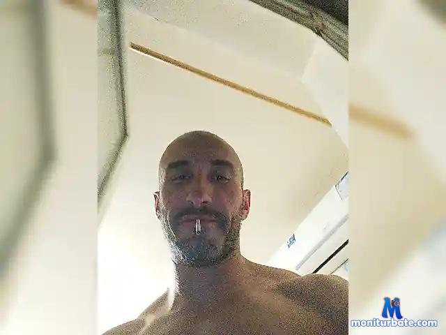 IronManXX bongacams performer male