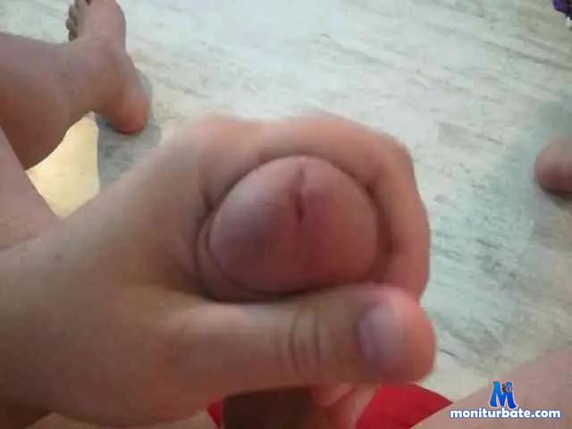 Vla-diK bongacams performer male