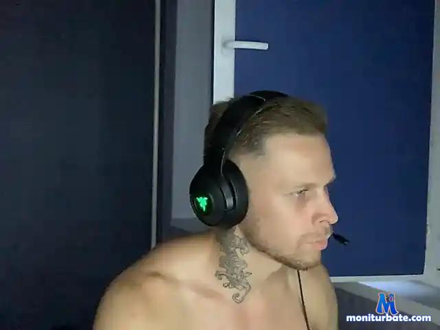 Algor1tm bongacams performer male