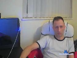 ZZeuSS bongacams live cam performer profile