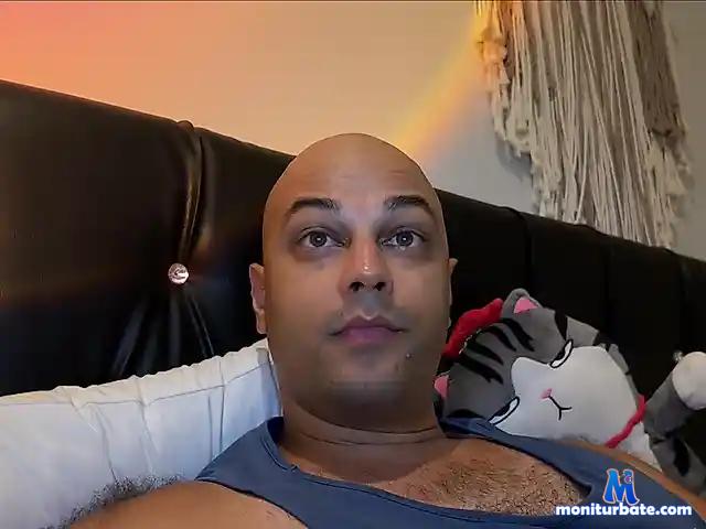 Lemon1Man bongacams performer male