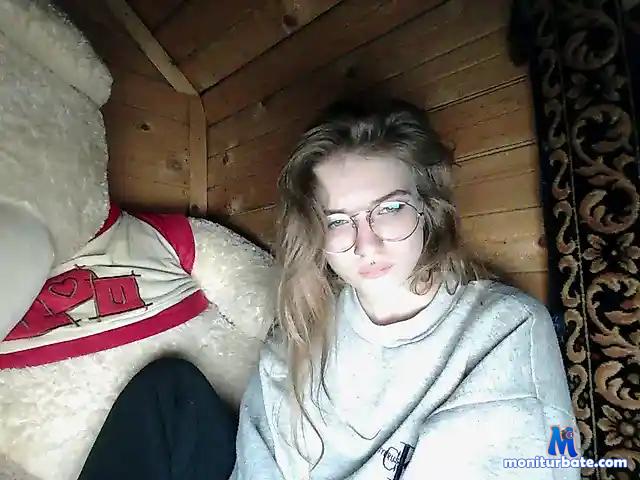 Airaa bongacams performer female