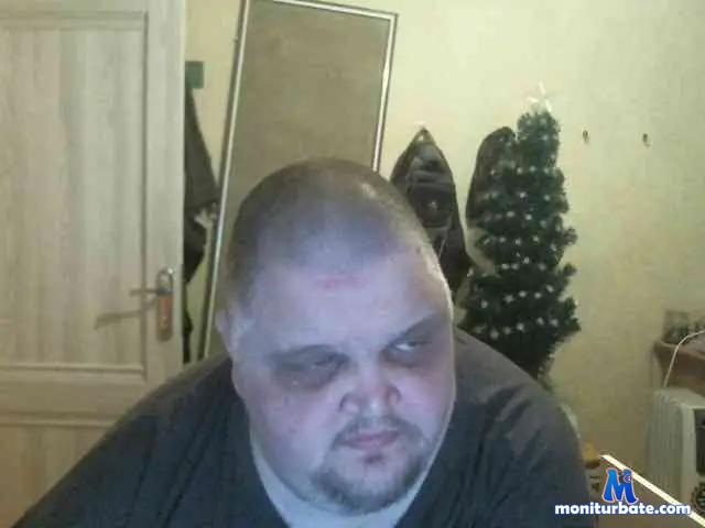 olezhka665 bongacams performer male