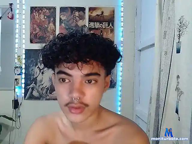 CurlyKeishaun bongacams performer male