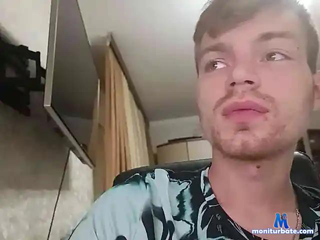 Flexxxs1 bongacams performer male