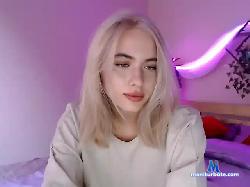 MiroNeksi bongacams live cam performer profile