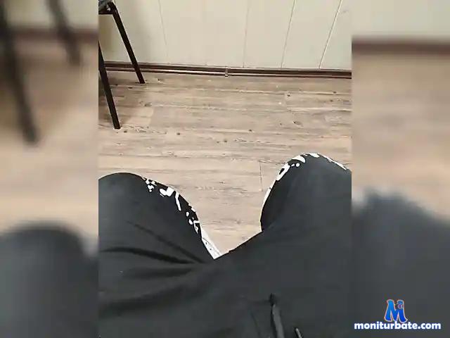 Moolc bongacams performer male