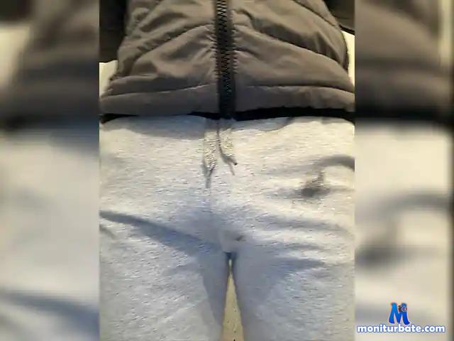 nic22nic bongacams performer male