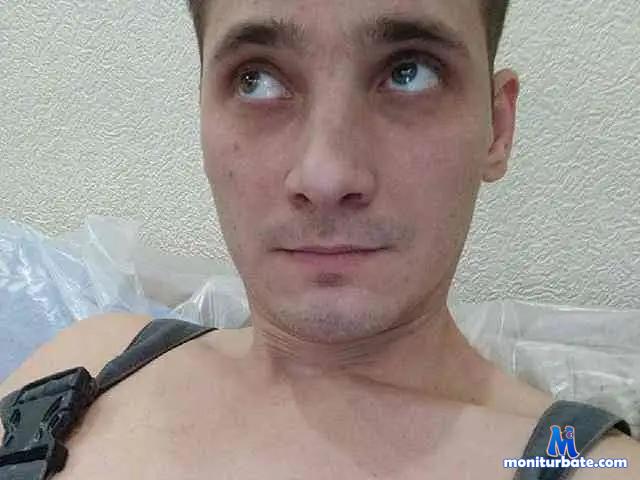 FireManXXX11 bongacams performer male
