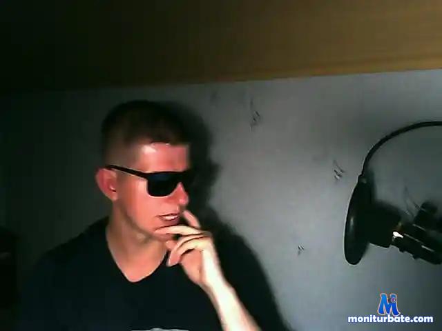 AlexXXKim bongacams performer male