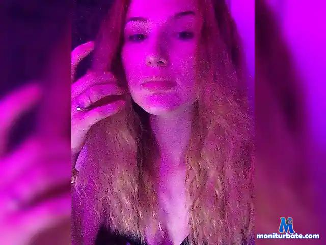 Akarccca bongacams performer female
